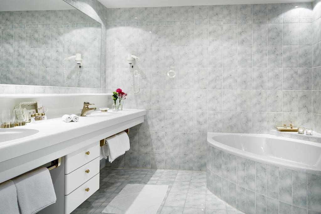 Hotel Hirlanda Zuers Экстерьер фото